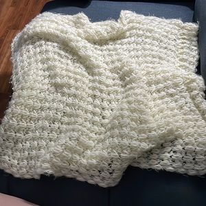 Acrylic knit scarf